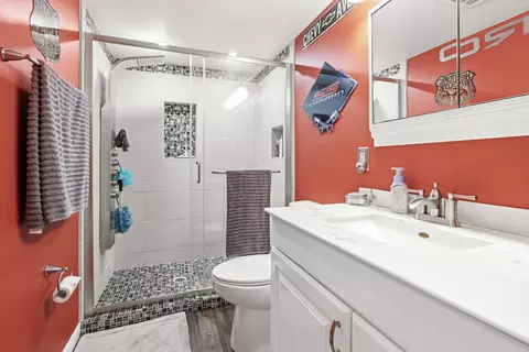 331 N Lillian St, Griffith, IN 46319 photo 13