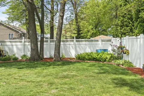 331 N Lillian St, Griffith, IN 46319 photo 25