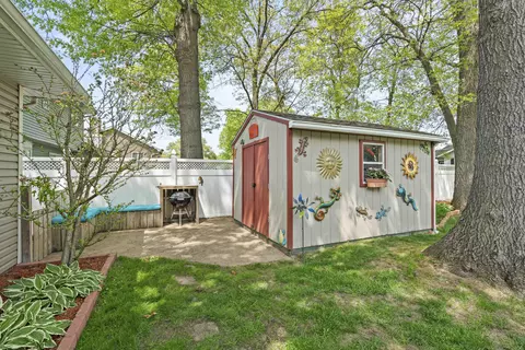 331 N Lillian St, Griffith, IN 46319 photo 27
