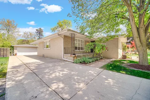 8215 Northcote Ave, Munster, IN 46321 photo 3