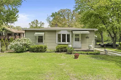 1109 S Cline Ave, Griffith, IN 46319 photo 3