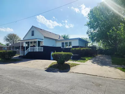 1760 Ellsworth Pl, Gary, IN 46404 photo 2