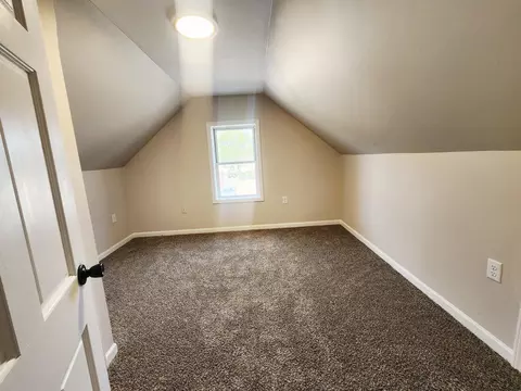 1760 Ellsworth Pl, Gary, IN 46404 photo 16