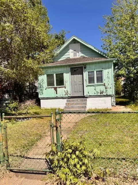 4215 Carey St, East Chicago, IN 46312