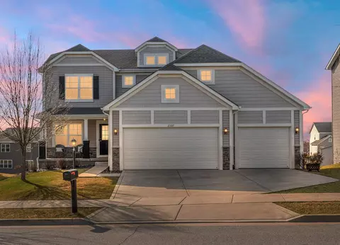 2307 Wicklow Dr, Valparaiso, IN 46385 photo 1
