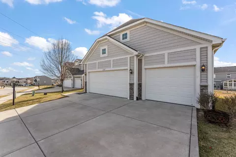 2307 Wicklow Dr, Valparaiso, IN 46385 photo 29