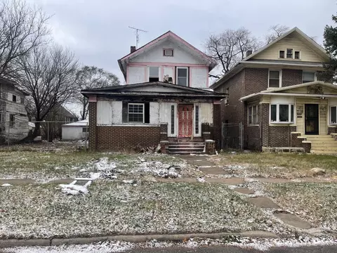668 Harrison St, Gary, IN 46402 photo 2