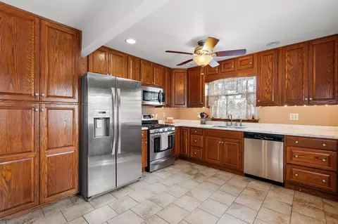 1446 N Broad St, Griffith, IN 46319 photo 7