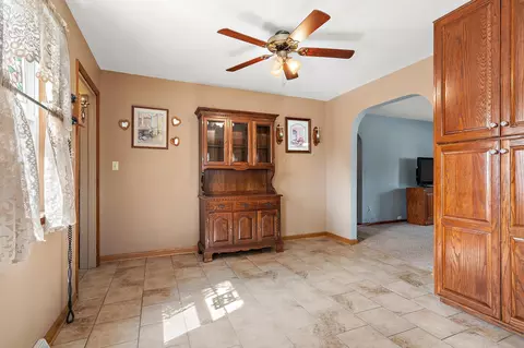 1446 N Broad St, Griffith, IN 46319 photo 6