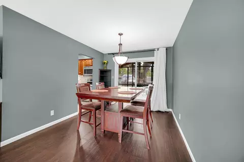 328 N Ernest St, Griffith, IN 46319 photo 6