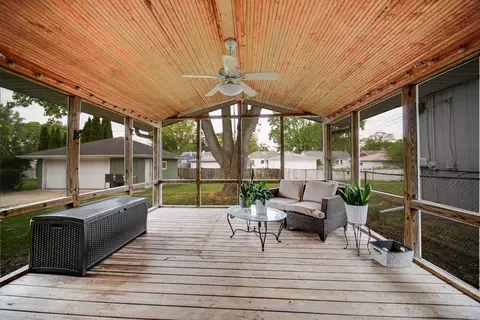 328 N Ernest St, Griffith, IN 46319 photo 21