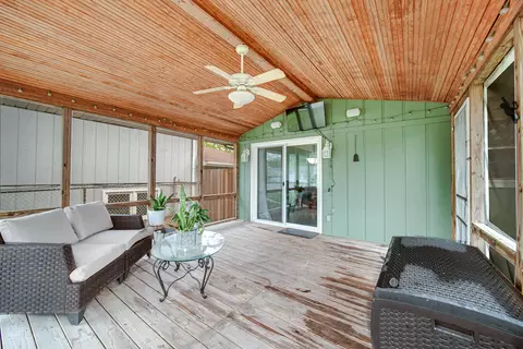 328 N Ernest St, Griffith, IN 46319 photo 22