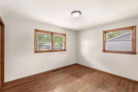 8452 Forest Ave, Munster, IN 46321 photo 11