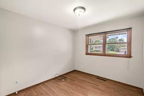 8452 Forest Ave, Munster, IN 46321 photo 10