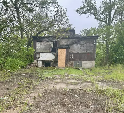3833 Washington St, Gary, IN 46408 photo 2