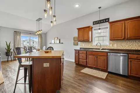 Kitchen - 219 Juniper St, De Motte, IN 46310 photo 1 of 2