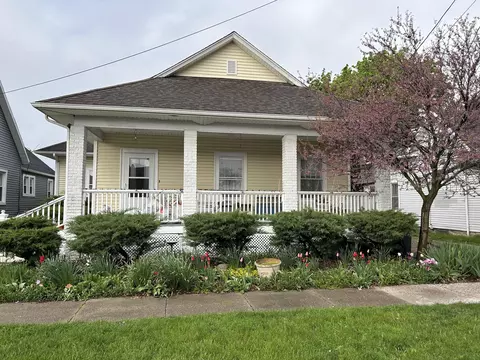 220 S Van Rensselaer St, Rensselaer, IN 47978