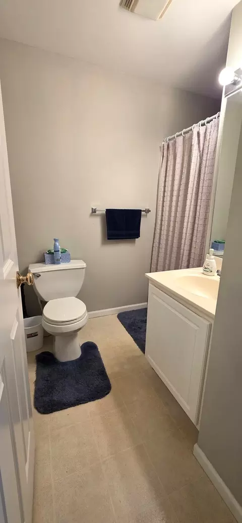 Bath - 120 Pine Dr #D, Porter, IN 46304 photo 2 of 2