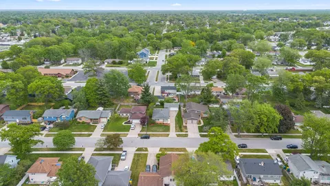 View/Area - 353 N Wright St, Griffith, IN 46319 photo 3 of 5