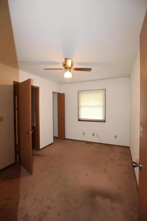 104 Beech Ct, Hebron, IN 46341 photo 9