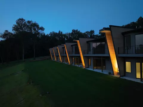 190 Yard Perfect Dr, La Porte, IN 46350