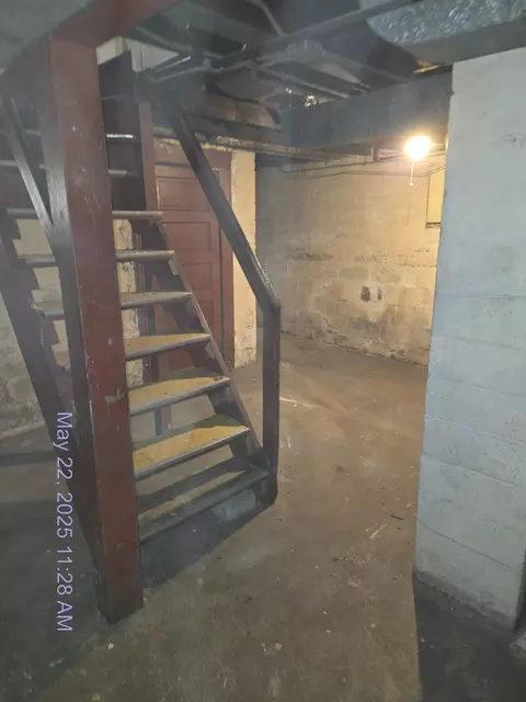 Entry Way - 764 Rhode Island St, Gary, IN 46402 photo 1 of 1