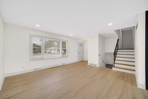 4501 E 13th Pl, Gary, IN 46403 photo 10