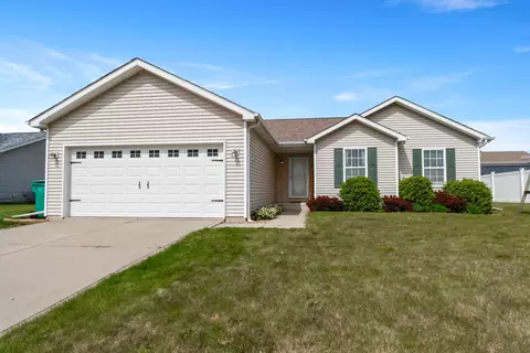 707 Luke Dr, Westville, IN 46391