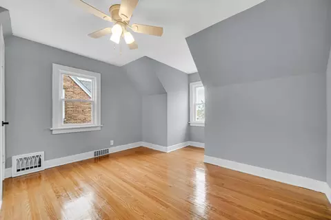 2035 Davis Ave, Whiting, IN 46394 photo 17