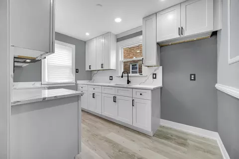 2035 Davis Ave, Whiting, IN 46394 photo 8