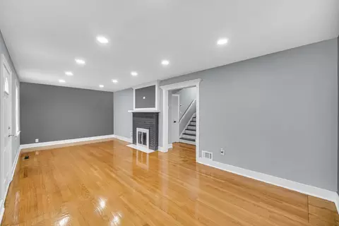 2035 Davis Ave, Whiting, IN 46394 photo 5