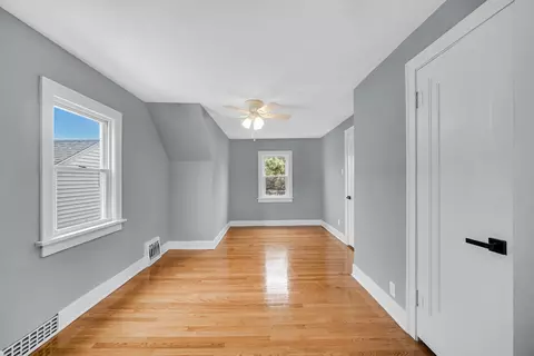 2035 Davis Ave, Whiting, IN 46394 photo 18