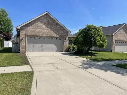 7566 103rd Dr, Crown Point, IN 46307 photo 3