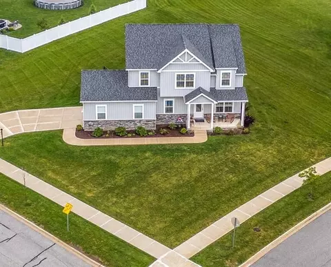 5401 Elkhart Cir, Crown Point, IN 46307 photo 7