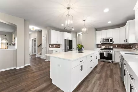 5401 Elkhart Cir, Crown Point, IN 46307 photo 18