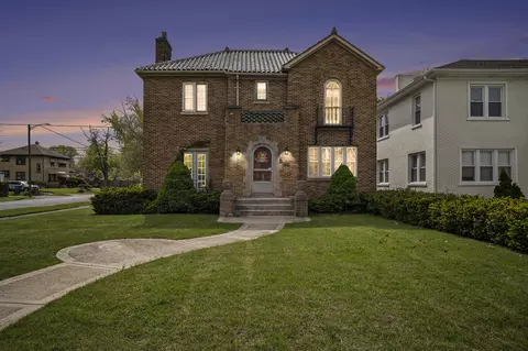 Exterior - 660 Mckinley St, Gary, IN 46404 photo 3 of 5