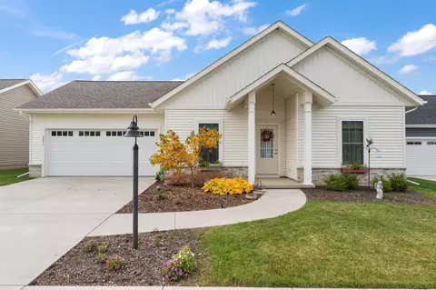 2751 Limestone Ln, Valparaiso, IN 46385