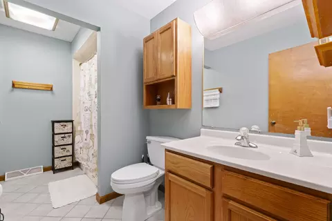 Bath - 430 N Wright St, Griffith, IN 46319 photo 1 of 2