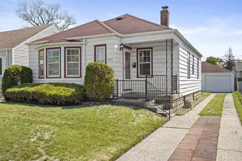 7221 Jackson Ave, Hammond, IN 46324 photo 2