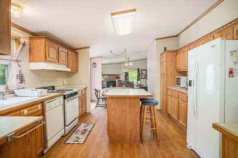 11365 N 557, De Motte, IN 46310 photo 6