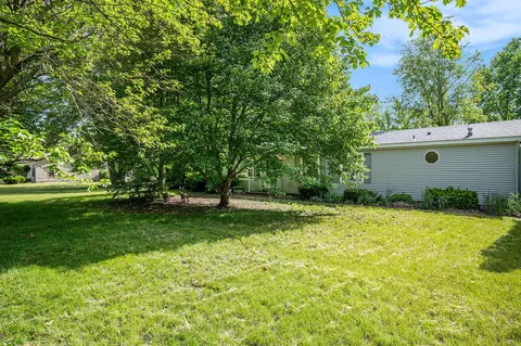 11365 N 557, De Motte, IN 46310 photo 18