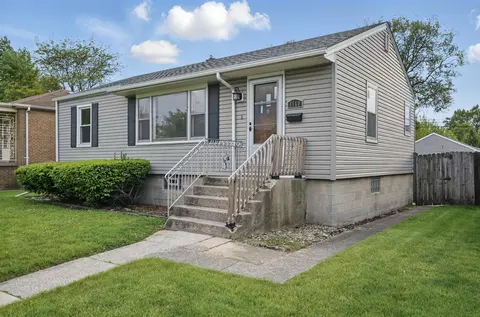 4140 Henry Ave, Hammond, IN 46327