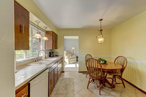 8546 Garfield Ave, Munster, IN 46321 photo 9