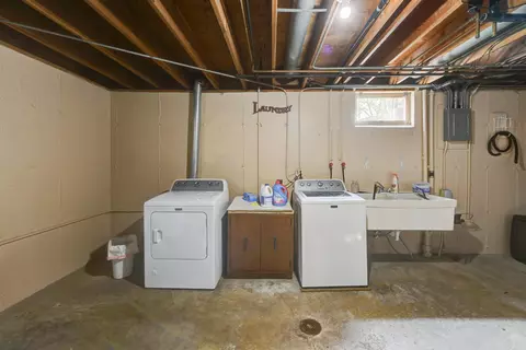 8546 Garfield Ave, Munster, IN 46321 photo 17