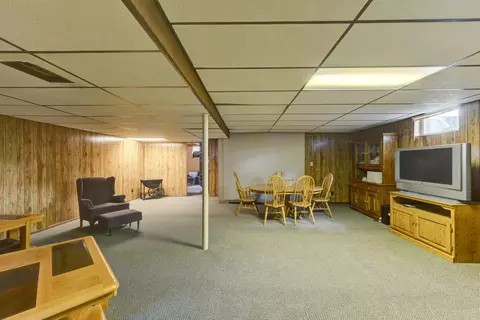 8546 Garfield Ave, Munster, IN 46321 photo 16