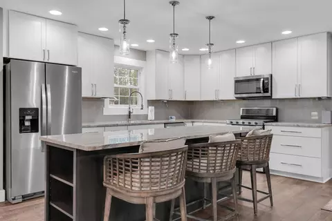 Kitchen - 8750 Selina Dr, Wheatfield, IN 46392 photo 2 of 8