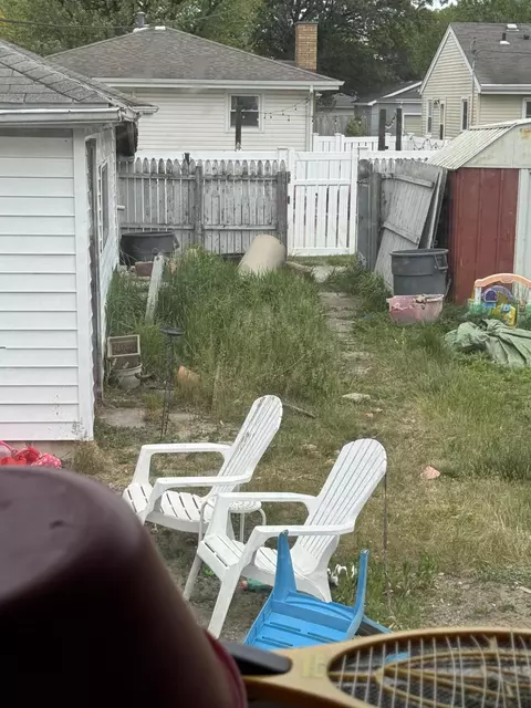 139 N Dwiggins St, Griffith, IN 46319 photo 3