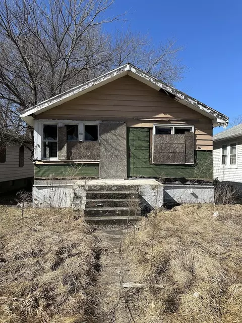 1150 Jennings St, Gary, IN 46404