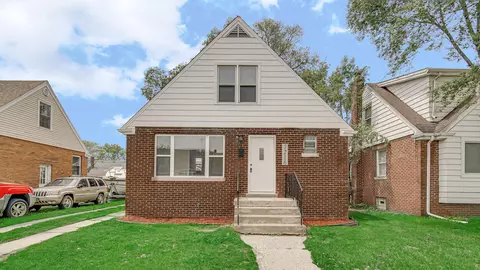 7216 Mclaughlin Ave, Hammond, IN 46324