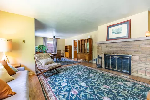 304 Beverly Pl, Munster, IN 46321 photo 13